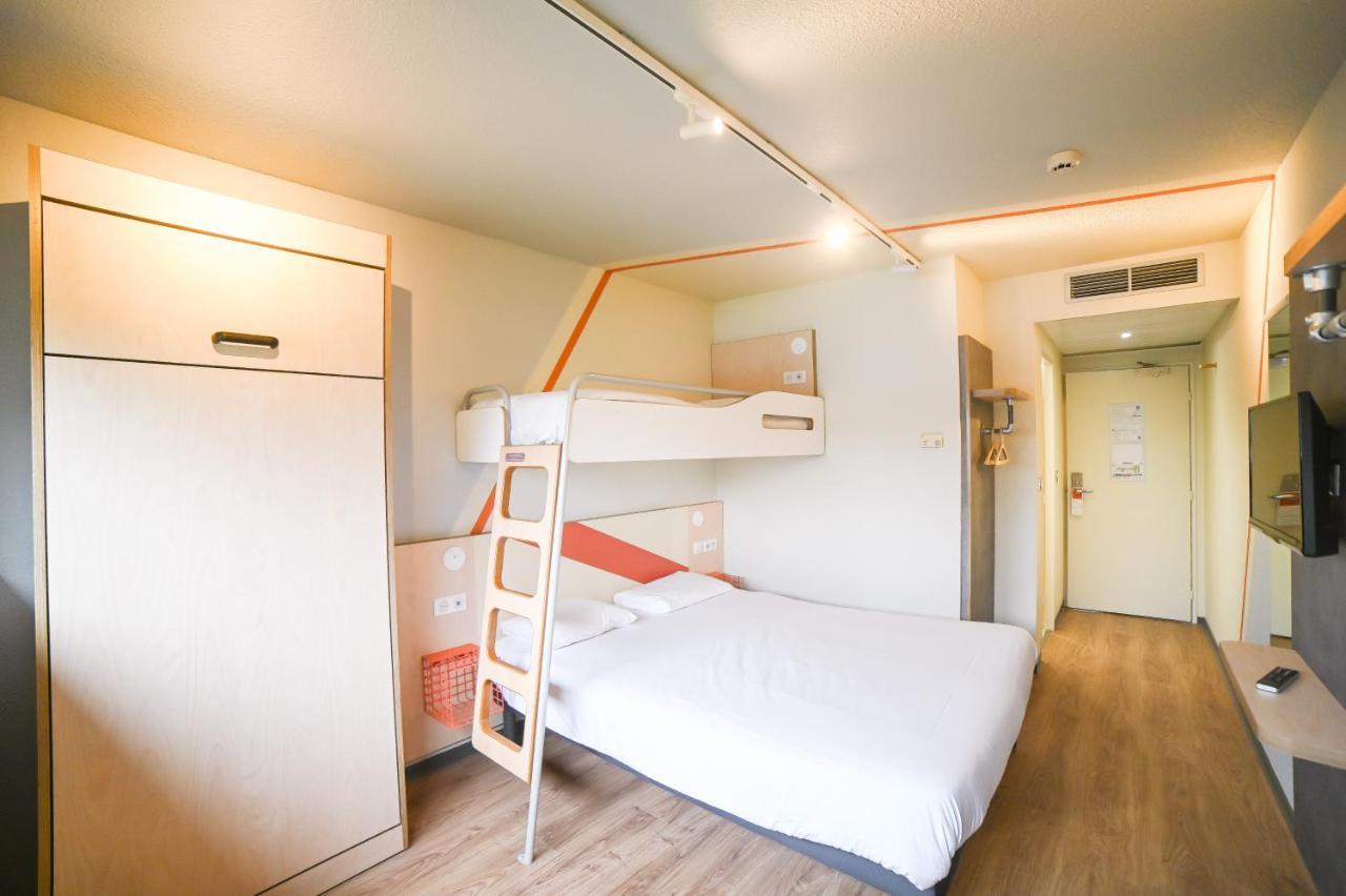 Ibis Budget Site Du Futuroscope Chasseneuil-du-Poitou Eksteriør billede