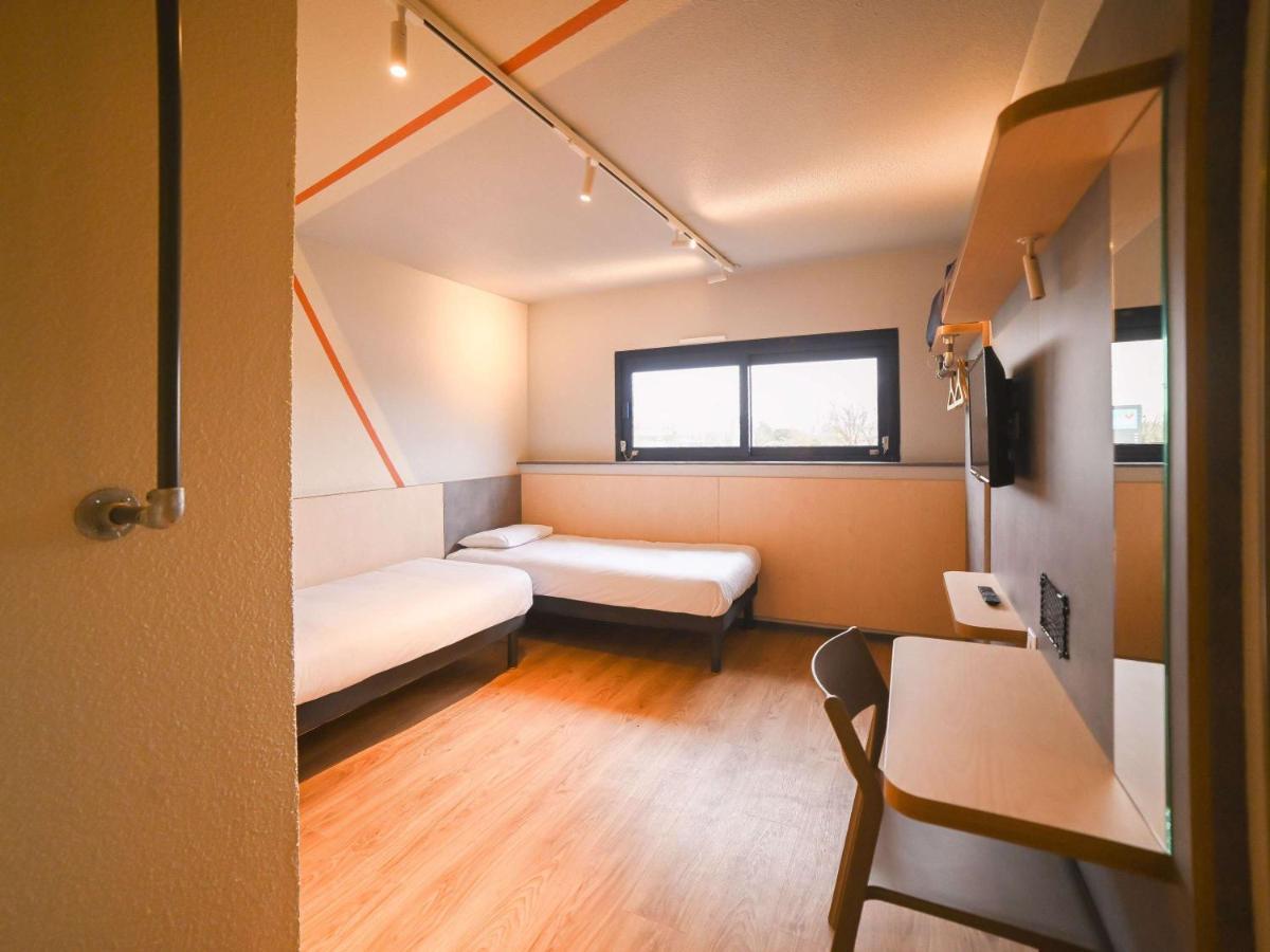 Ibis Budget Site Du Futuroscope Chasseneuil-du-Poitou Eksteriør billede